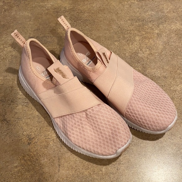 Women’s Avia shoes size 6 - Picture 1 of 7